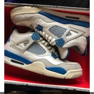 Military 4s Jordan’s